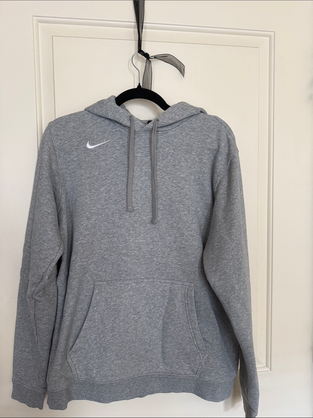 Nike Light Gray Hooded Pullover Sweatshirt